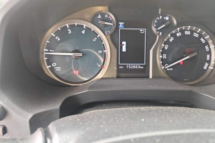 Used Toyota Prado 2018 3.5L Automatic TX-L with Rear-Mounted Spare Tire Odometer Close Up