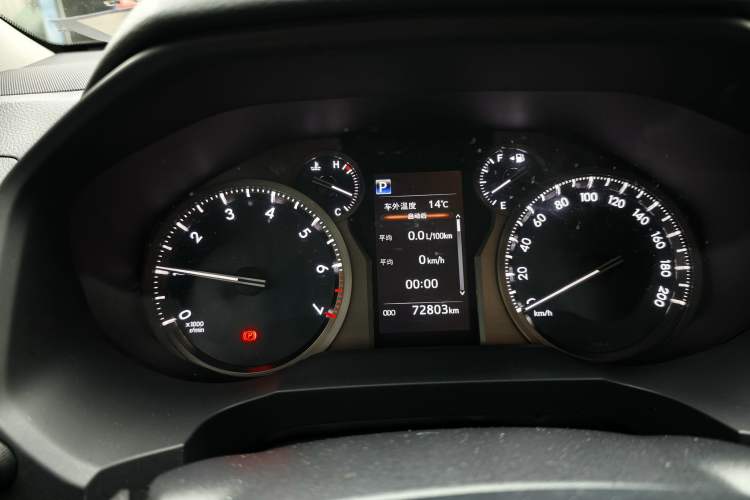 Used Toyota Prado 2018 3.5L Automatic TX-L Odometer Close Up