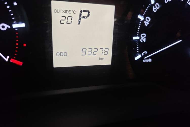 Used Toyota Prado 2018 3.5L Automatic TX Odometer Close Up