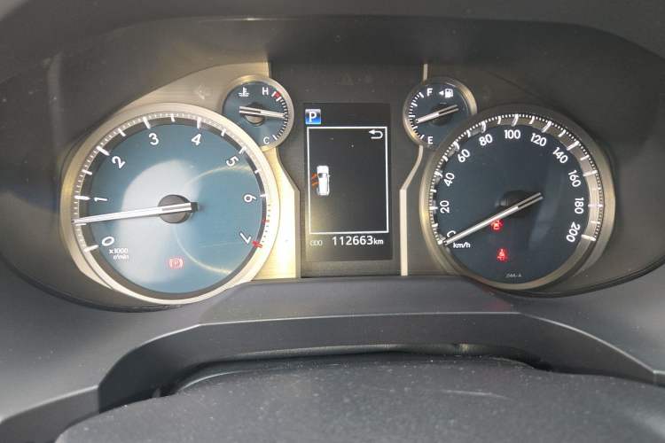Used Toyota Prado 2018 3.5L Automatic TX-L Odometer Close Up