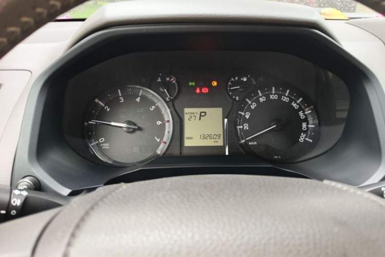 Used Toyota Prado 2018 4.0L TX-L U.S. Specification Odometer Close Up