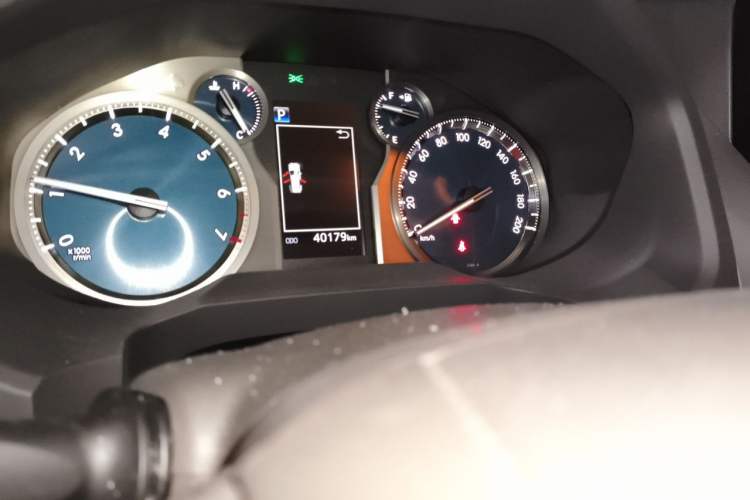 Used Toyota Prado 2018 3.5L Automatic TX-L with Rear-Mounted Spare Tire Odometer Close Up