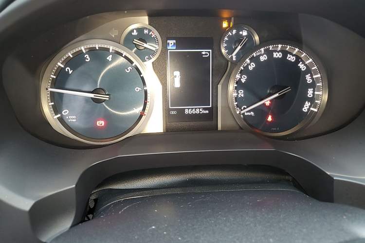 Used Toyota Prado 2018 3.5L Automatic TX-L with Rear-Mounted Spare Tire Odometer Close Up