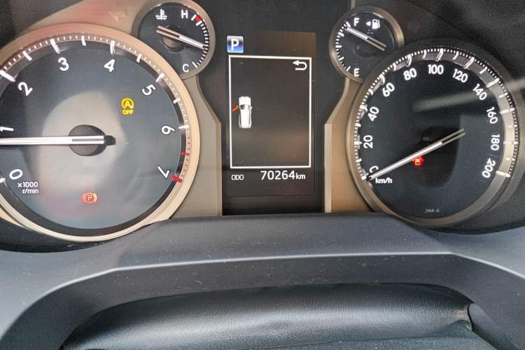 Used Toyota Prado 2018 3.5L Automatic TX-L with Rear-Mounted Spare Tire Odometer Close Up
