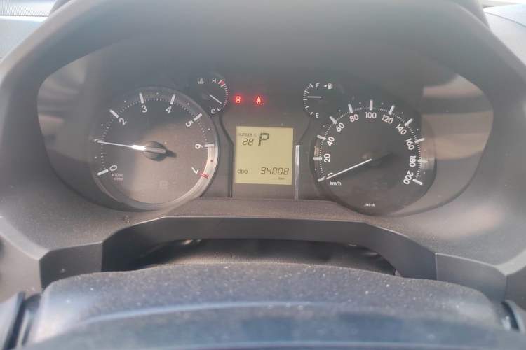 Used Toyota Prado 2018 3.5L Automatic TX Odometer Close Up