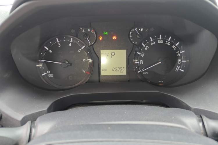 Used Toyota Prado 2018 3.5L Automatic SX Odometer Close Up