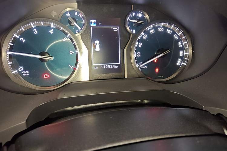 Used Toyota Prado 2018 3.5L Automatic TX-L Odometer Close Up
