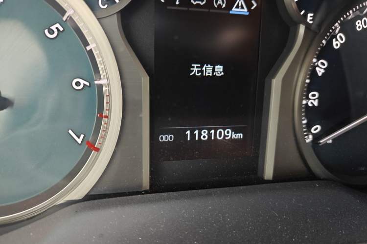 Used Toyota Prado 2018 3.5L Automatic TX-L with Rear-Mounted Spare Tire Odometer Close Up