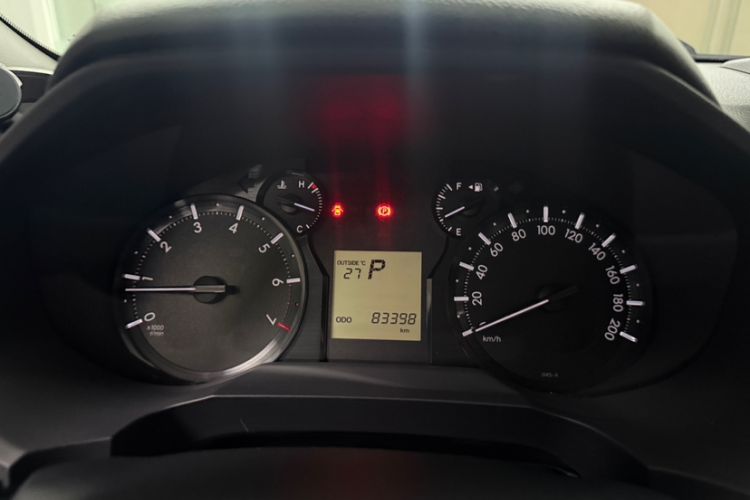 Used Toyota Prado 2018 3.5L Automatic TX Odometer Close Up