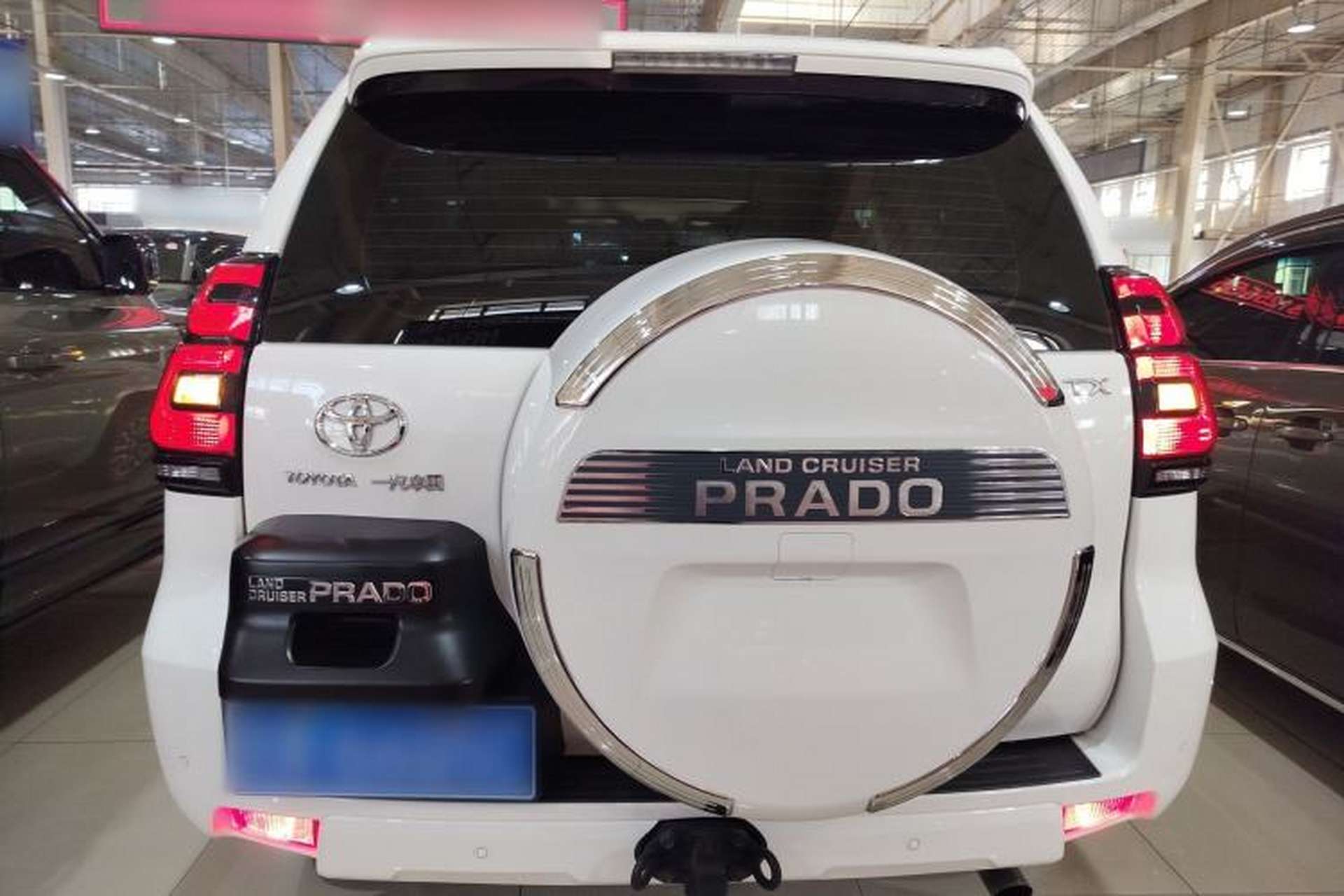 Used Toyota Prado 2018 3.5L Automatic TX-L with Rear-Mounted Spare Tire Rear