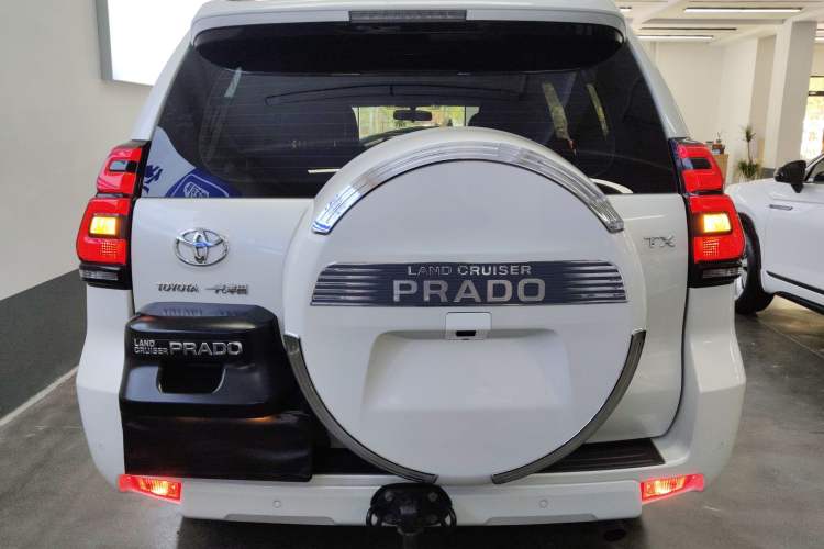 Used Toyota Prado 2018 3.5L Automatic TX-L with Rear-Mounted Spare Tire Rear