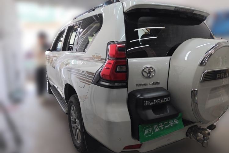 Used Toyota Prado 2018 3.5L Automatic TX-L with Rear-Mounted Spare Tire Rear Left 45 Deg
