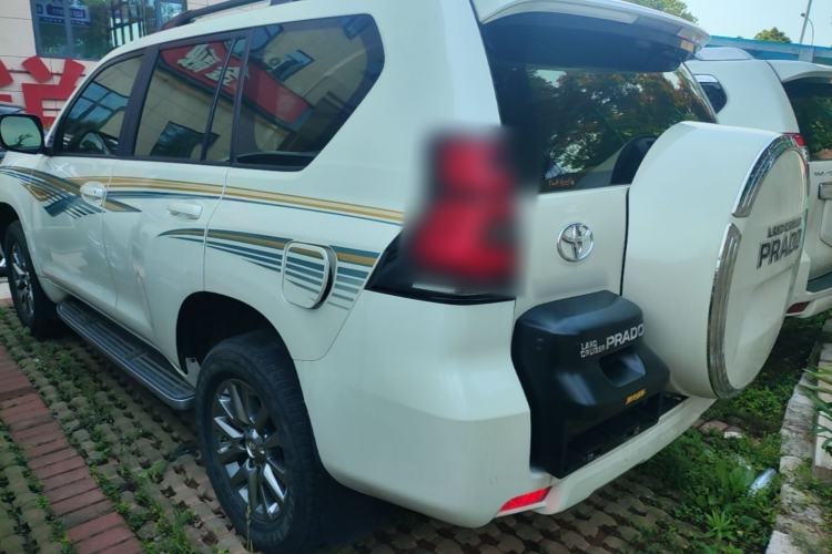 Used Toyota Prado 2018 3.5L Automatic TX-L with Rear-Mounted Spare Tire Rear Left 45 Deg