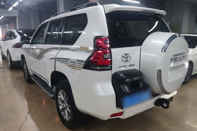 Used Toyota Prado 2018 3.5L Automatic TX-L with Rear-Mounted Spare Tire Rear Left 45 Deg