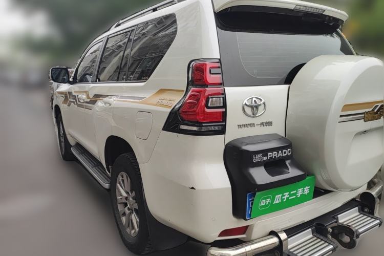 Used Toyota Prado 2018 3.5L Automatic TX-L with Rear-Mounted Spare Tire Rear Left 45 Deg