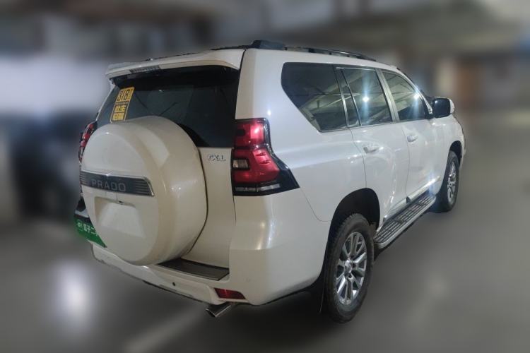 Used Toyota Prado 2018 3.5L Automatic TX-L with Rear-Mounted Spare Tire Rear Right 45 Deg