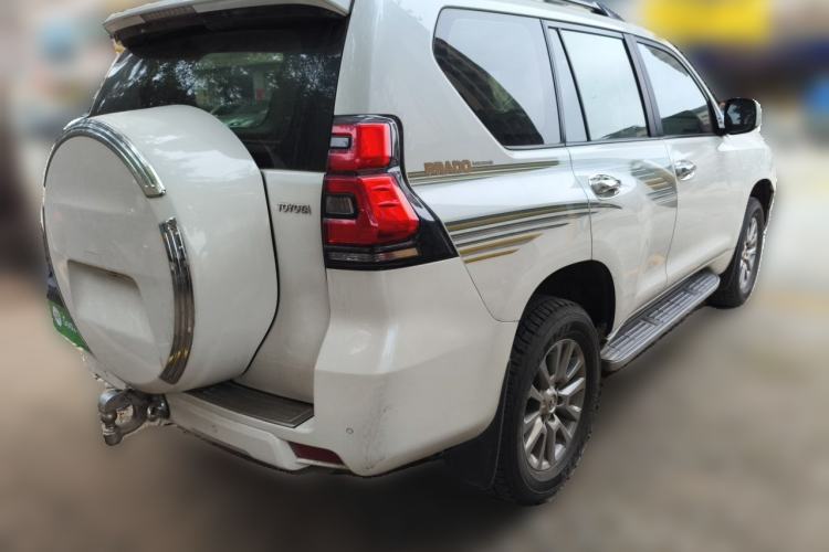 Used Toyota Prado 2018 3.5L Automatic TX-L with Rear-Mounted Spare Tire Rear Right 45 Deg