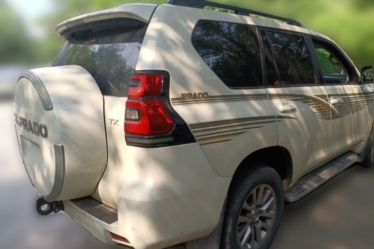 Used Toyota Prado 2018 3.5L Automatic TX-L with Rear-Mounted Spare Tire Rear Right 45 Deg