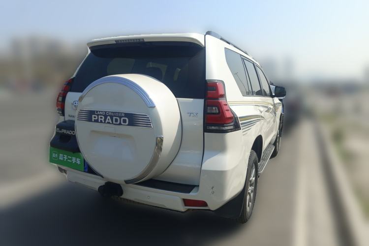 Used Toyota Prado 2018 3.5L Automatic TX-L with Rear-Mounted Spare Tire Rear Right 45 Deg