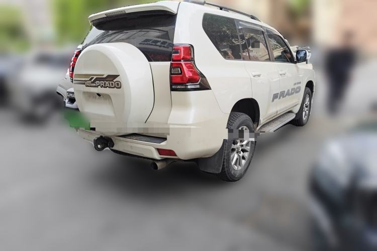 Used Toyota Prado 2018 3.5L Automatic TX-L with Rear-Mounted Spare Tire Rear Right 45 Deg