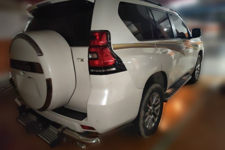 Used Toyota Prado 2018 3.5L Automatic TX-L with Rear-Mounted Spare Tire Rear Right 45 Deg
