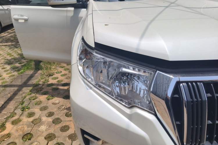 Used Toyota Prado 2018 3.5L Automatic TX Right Front Headlight