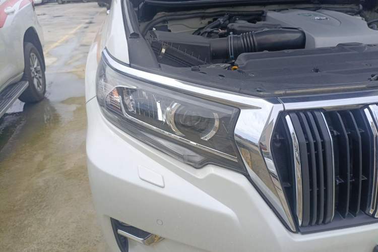 Used Toyota Prado 2018 3.5L Automatic TX-L Right Front Headlight