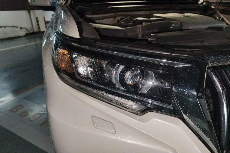 Used Toyota Prado 2018 3.5L Automatic TX-L NAVI with Rear-Mounted Spare Tire Right Front Headlight
