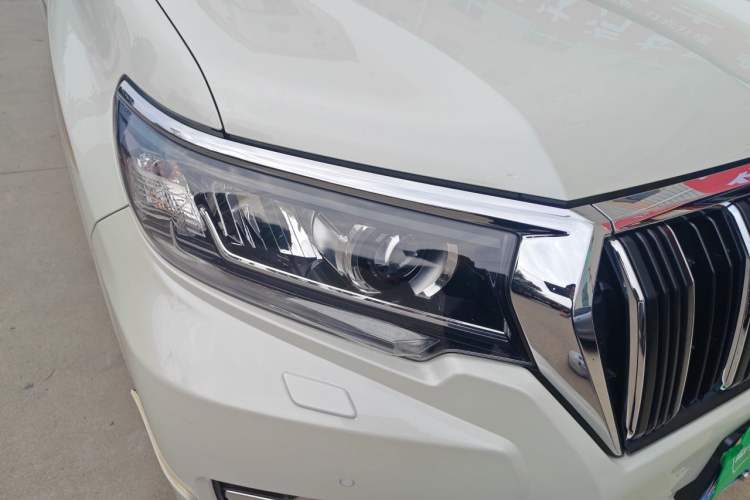 Used Toyota Prado 2018 3.5L Automatic TX-L Right Front Headlight