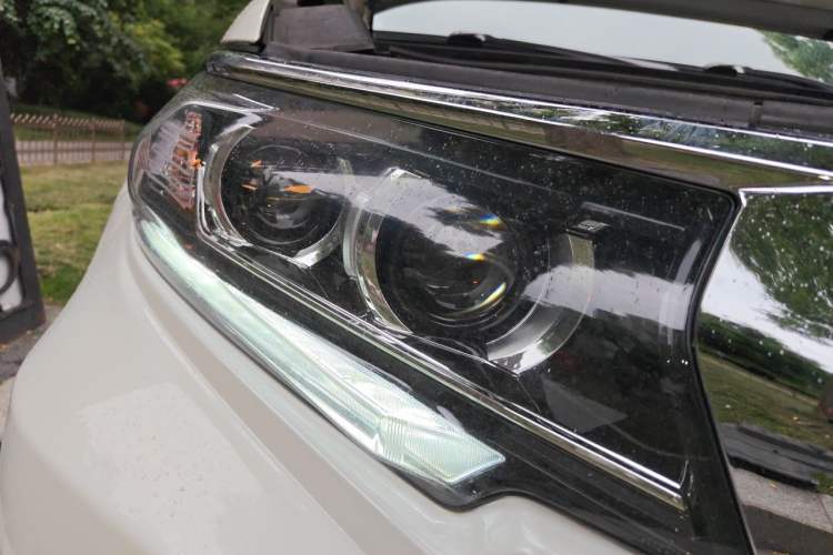 Used Toyota Prado 2018 3.5L Automatic SX Right Front Headlight