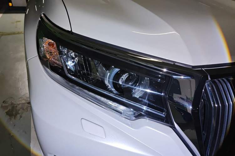Used Toyota Prado 2018 3.5L Automatic VX NAVI Right Front Headlight