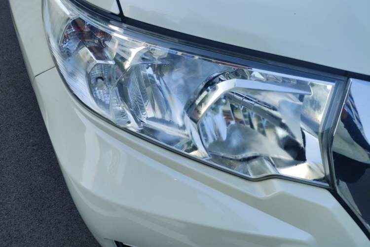 Used Toyota Prado  Right Front Headlight
