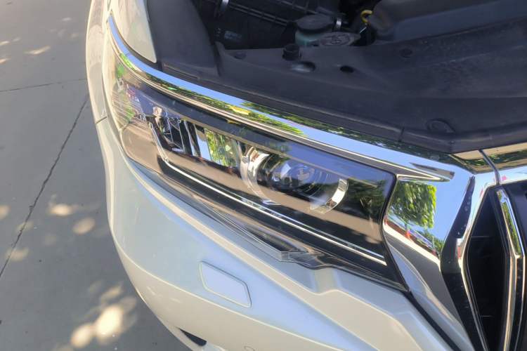 Used Toyota Prado 2018 3.5L Automatic TX-L NAVI with Rear-Mounted Spare Tire Right Front Headlight