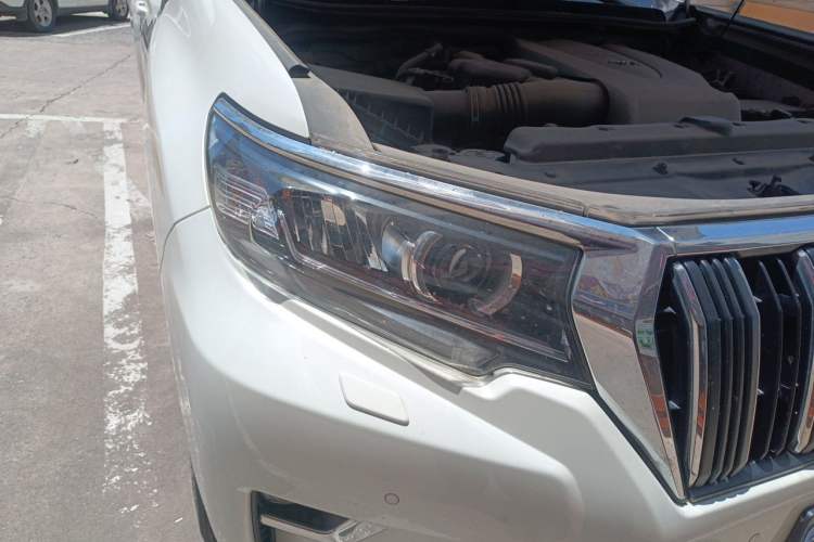 Used Toyota Prado 2018 3.5L Automatic TX-L NAVI with Rear-Mounted Spare Tire Right Front Headlight