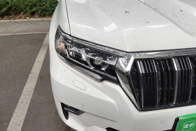 Used Toyota Prado 2018 3.5L Automatic TX-L Right Front Headlight