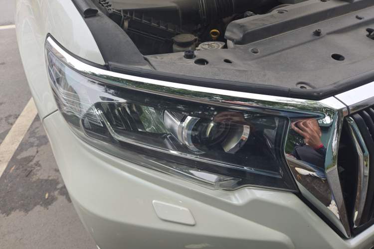 Used Toyota Prado 2018 3.5L Automatic TX-L Right Front Headlight