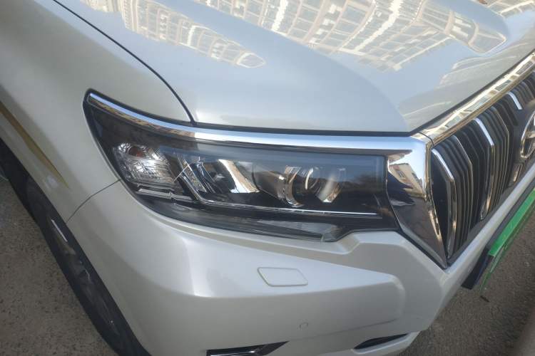 Used Toyota Prado 2018 3.5L Automatic TX-L NAVI with Rear-Mounted Spare Tire Right Front Headlight