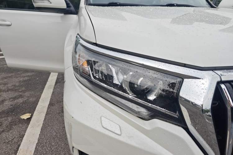 Used Toyota Prado 2018 3.5L Automatic TX-L Right Front Headlight