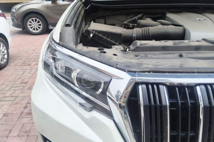 Used Toyota Prado 2018 3.5L Automatic TX Right Front Headlight
