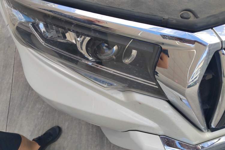 Used Toyota Prado 2018 3.5L Automatic TX Right Front Headlight