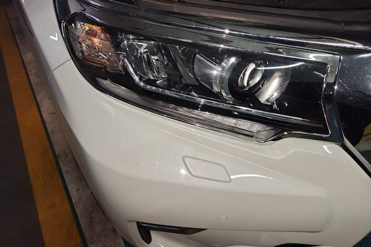 Used Toyota Prado 2018 3.5L Automatic TX-L Right Front Headlight