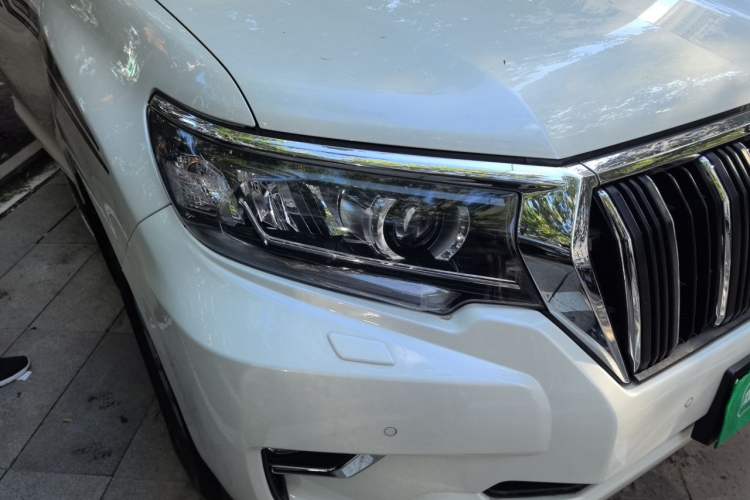 Used Toyota Prado 2018 3.5L Automatic TX-L with Rear-Mounted Spare Tire Right Front Headlight