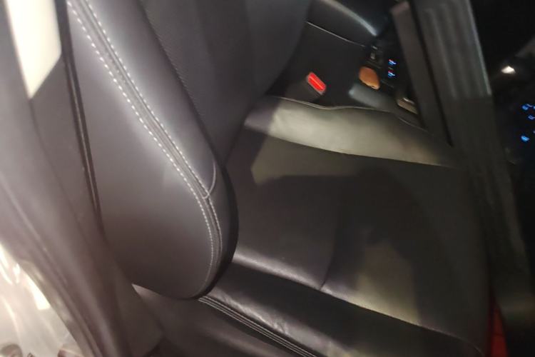 Used Toyota Prado 2018 3.5L Automatic TX-L NAVI with Rear-Mounted Spare Tire Right Front Seat