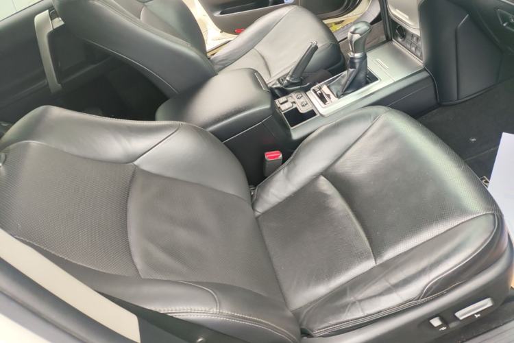 Used Toyota Prado 2018 3.5L Automatic TX-L with Rear-Mounted Spare Tire Right Front Seat