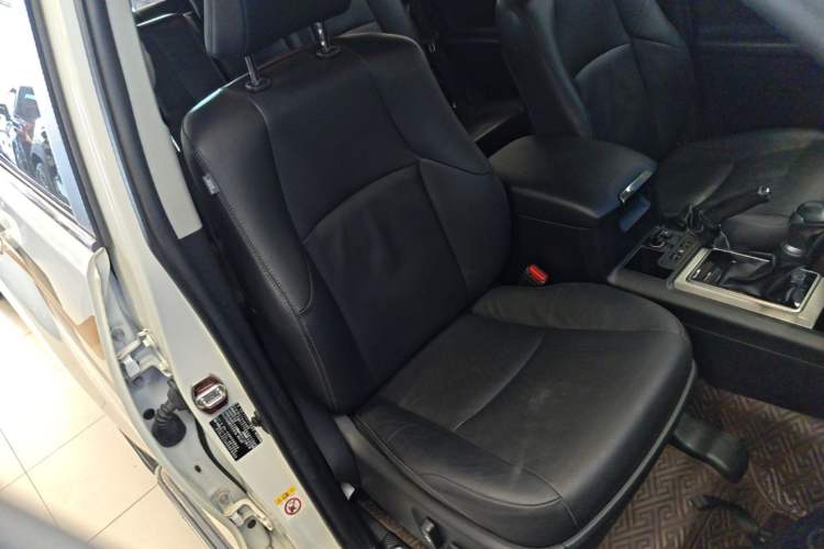 Used Toyota Prado 2018 3.5L Automatic TX-L Right Front Seat
