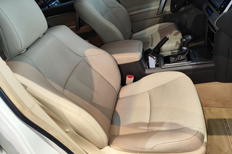 Used Toyota Prado 2018 3.5L Automatic TX-L NAVI Right Front Seat