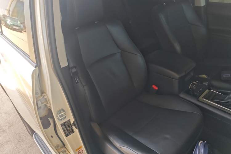 Used Toyota Prado 2018 3.5L Automatic TX-L NAVI with Rear-Mounted Spare Tire Right Front Seat