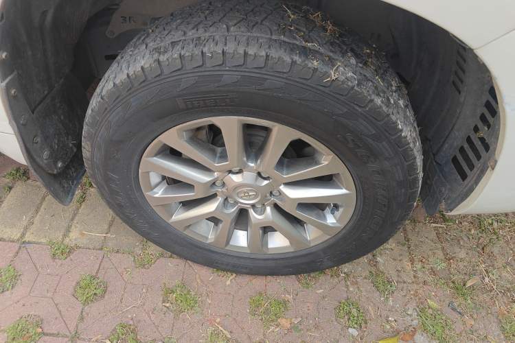 Used Toyota Prado 2018 3.5L Automatic TX Right Front Wheel Hub