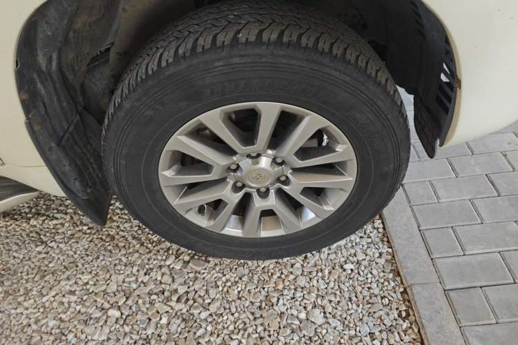 Used Toyota Prado 2018 3.5L Automatic TX Right Front Wheel Hub