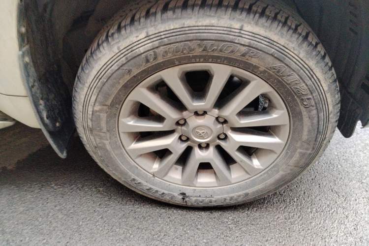 Used Toyota Prado 2018 3.5L Automatic TX Right Front Wheel Hub